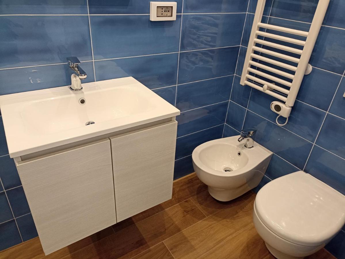 Al Porto 61 - Rooms For Rent Камольї Екстер'єр фото